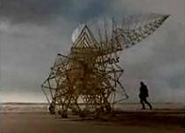 Theo Jansen inspiruje YouTube Robot Creature Revolution (wideo)