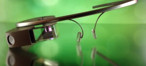What Google Glass Has in Common With an Iconic Apple Fail