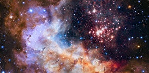 Celebrate 25 Years of Hubble With This Warp Speed Tour of the Spectacular Gum Nebula