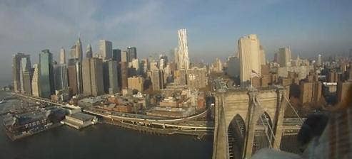 FPV RC plane flies through NYC