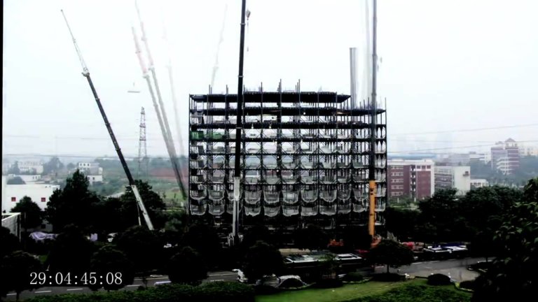 China Erects 15 Story Hotel in Less Than 6 Days! (video)