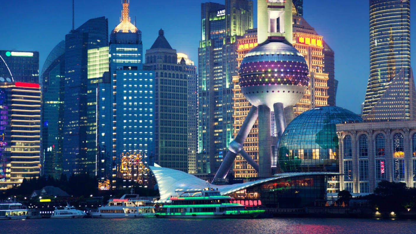 innovators-city-guide-shanghai-china-skyline-night