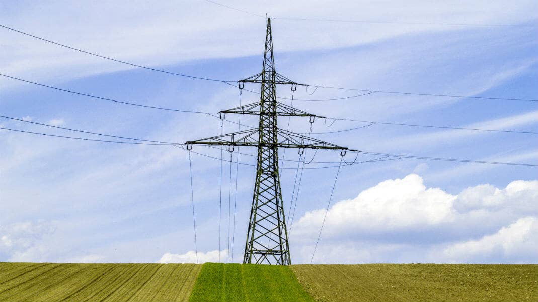 bitcoin-energy-consumption-electricity-power-supply-line-austria