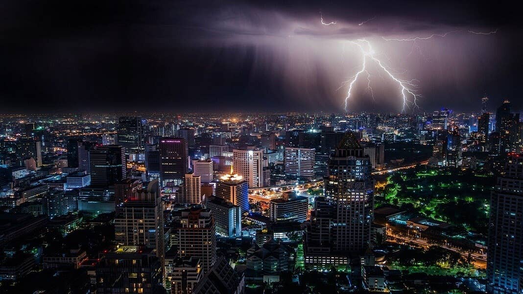 weather forecast 5G networks storm lightning