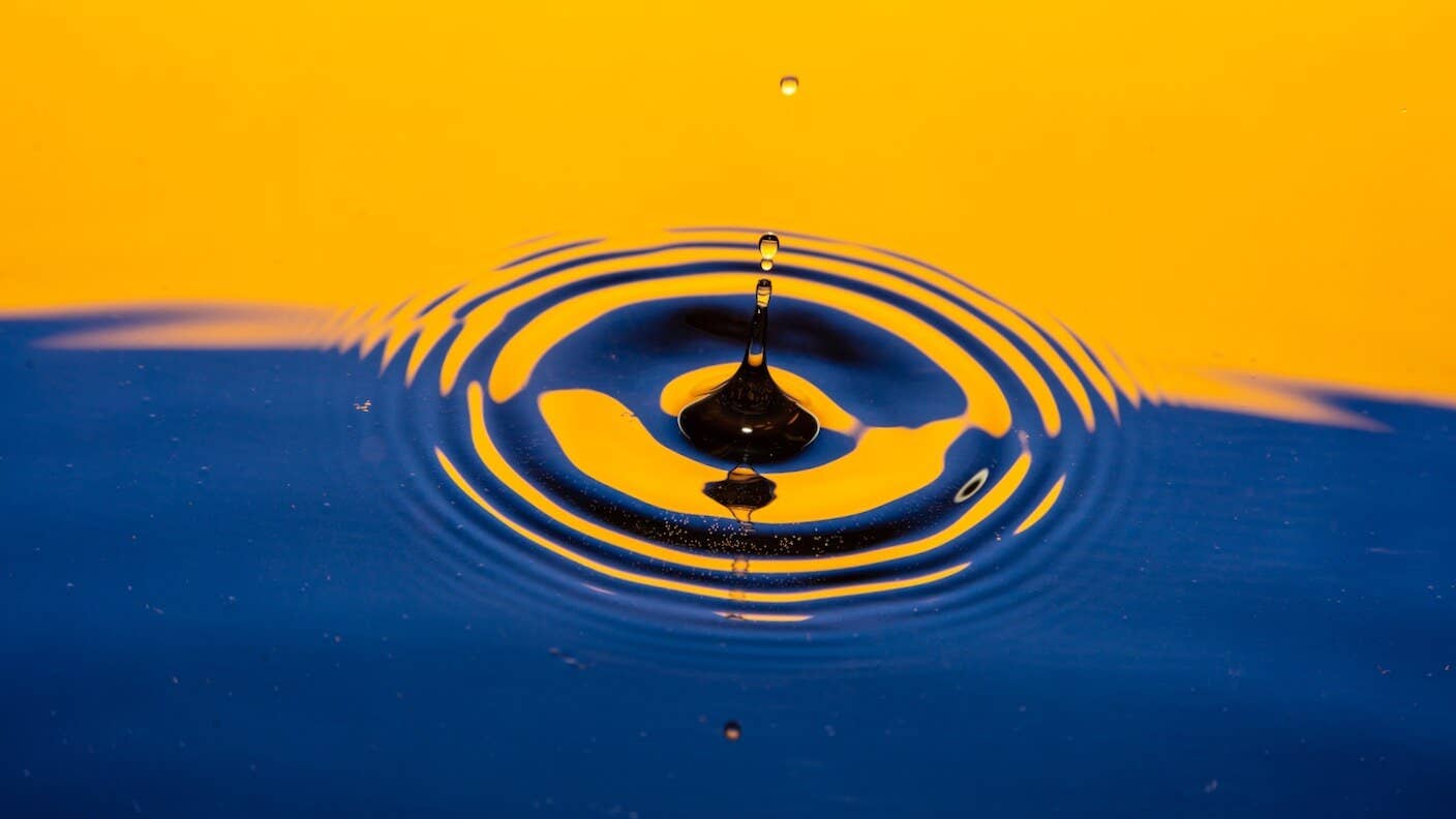 tech stories orange blue water droplet ripples