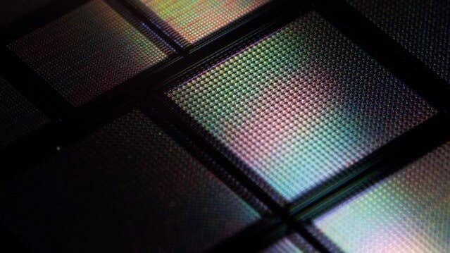 MIT brain chip neuromorphic alloy memristors