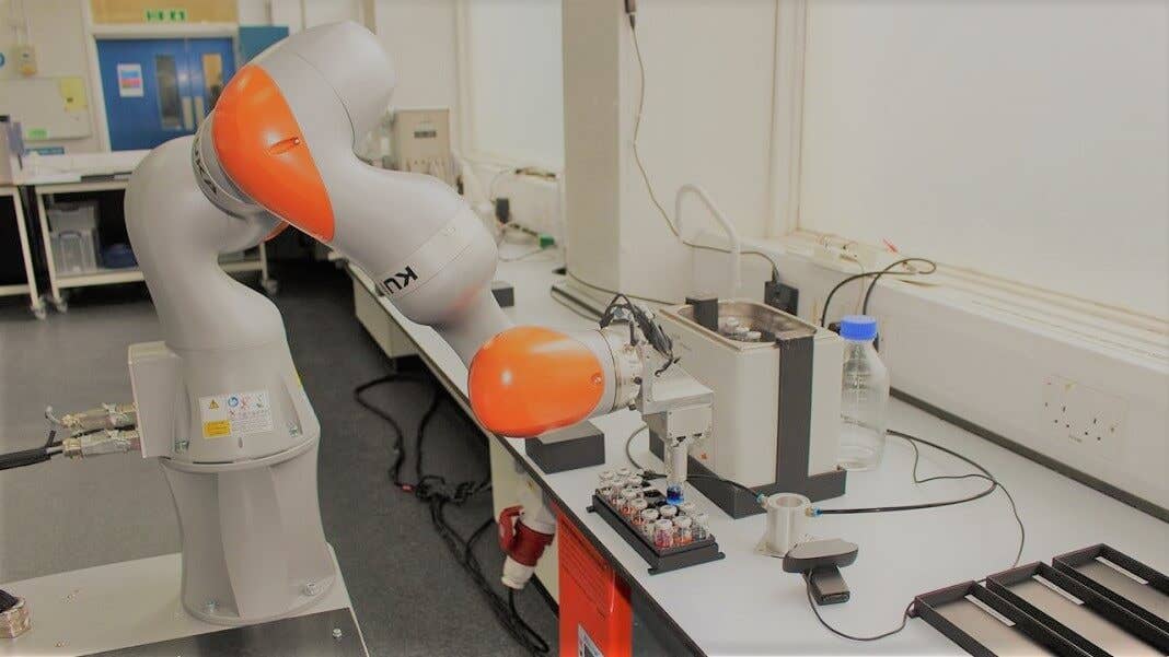 robot chemist in lab automation AI