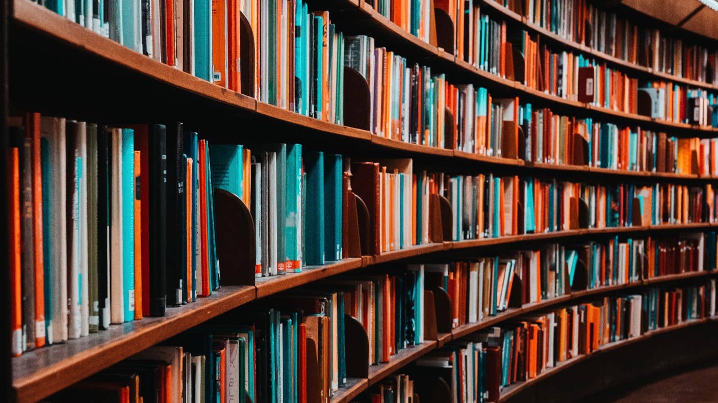 openai gpt-3 algorithm words books shelves library colors vanishing point