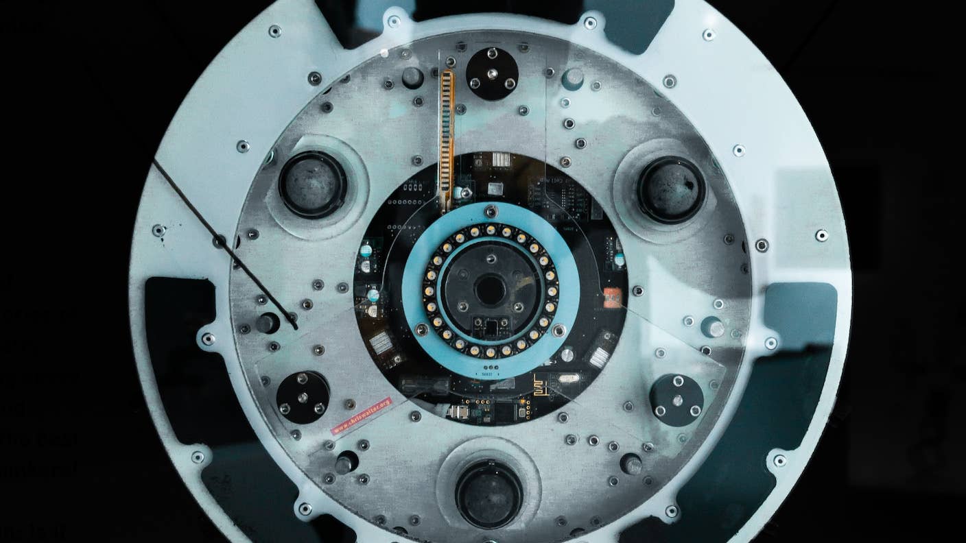 tech stories machine art berlin round dials