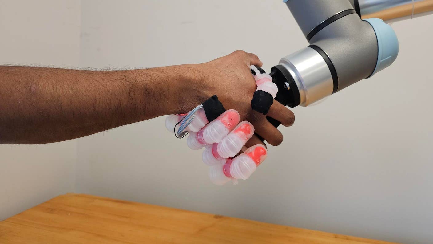 This Robotic Hand’s Electronic Skin Senses Exactly How Hard It Needs to ...