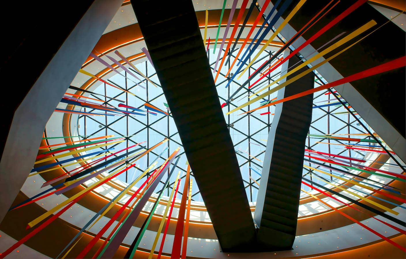 This Week’s Awesome Tech Stories From Around the Web (Through November 29) Architectural lines of color converge on a round window