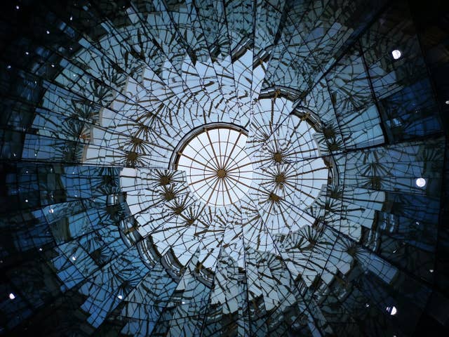 This Week’s Awesome Tech Stories From Around the Web (Through June 27) Radial mirror spiral