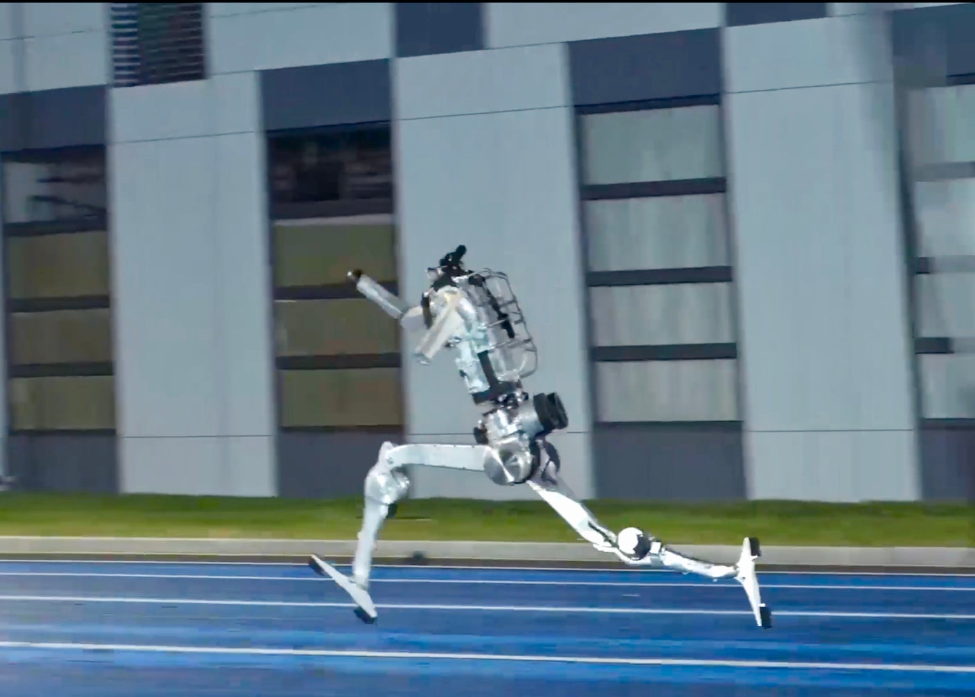 Unitree robot sprinting on a track beats Usain Bolt's human speed record.