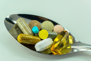 vitamins-supplements-health-nutrition