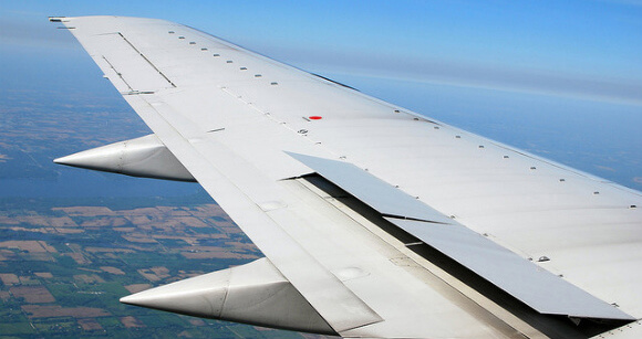 airplane wing banner