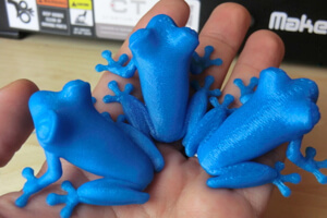 3d-printed-frogs-makerbot