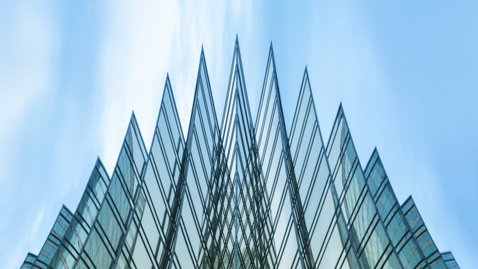 exponential-growth-glass-architecture