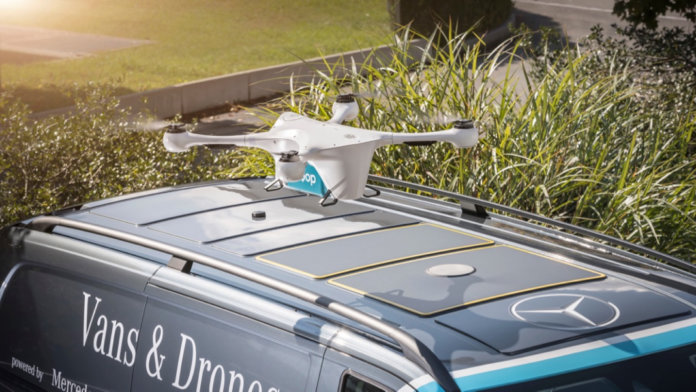 drone-on-roof-car-Matternet-Mercedes-Benz-van