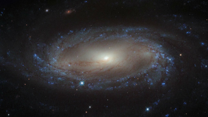 spiral-galaxy-NASA-Hubble-dark-matter-air-pump