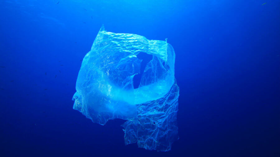 innovative-tech-to-clean-the-oceans-pollution-problem-plastic-bag-ocean