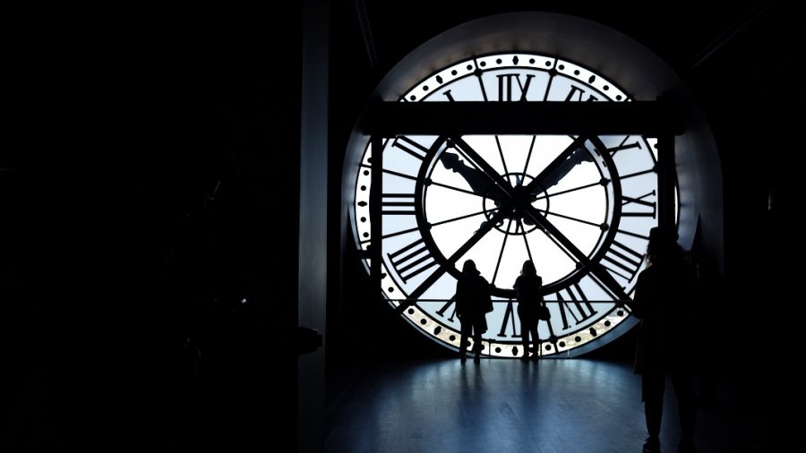 aging longevity clock silhouette lifespan