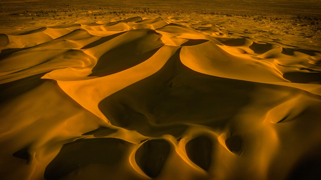 tech stories dune desert sci-fi