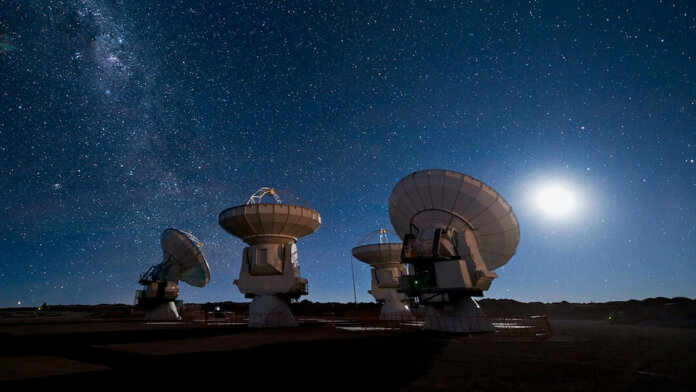 AI search for alien life radio telescope antenna space